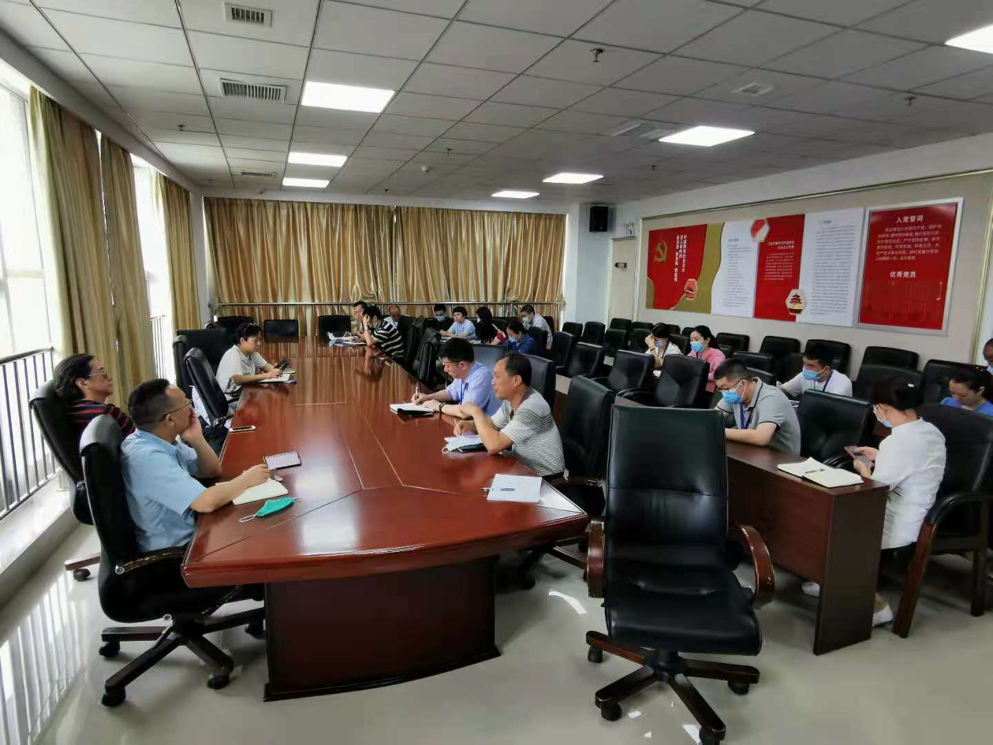 pic2.jpg pic2.jpg