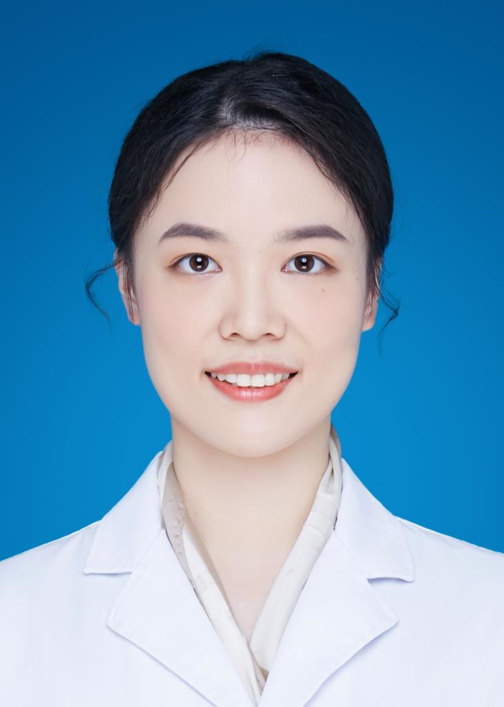 吴芃