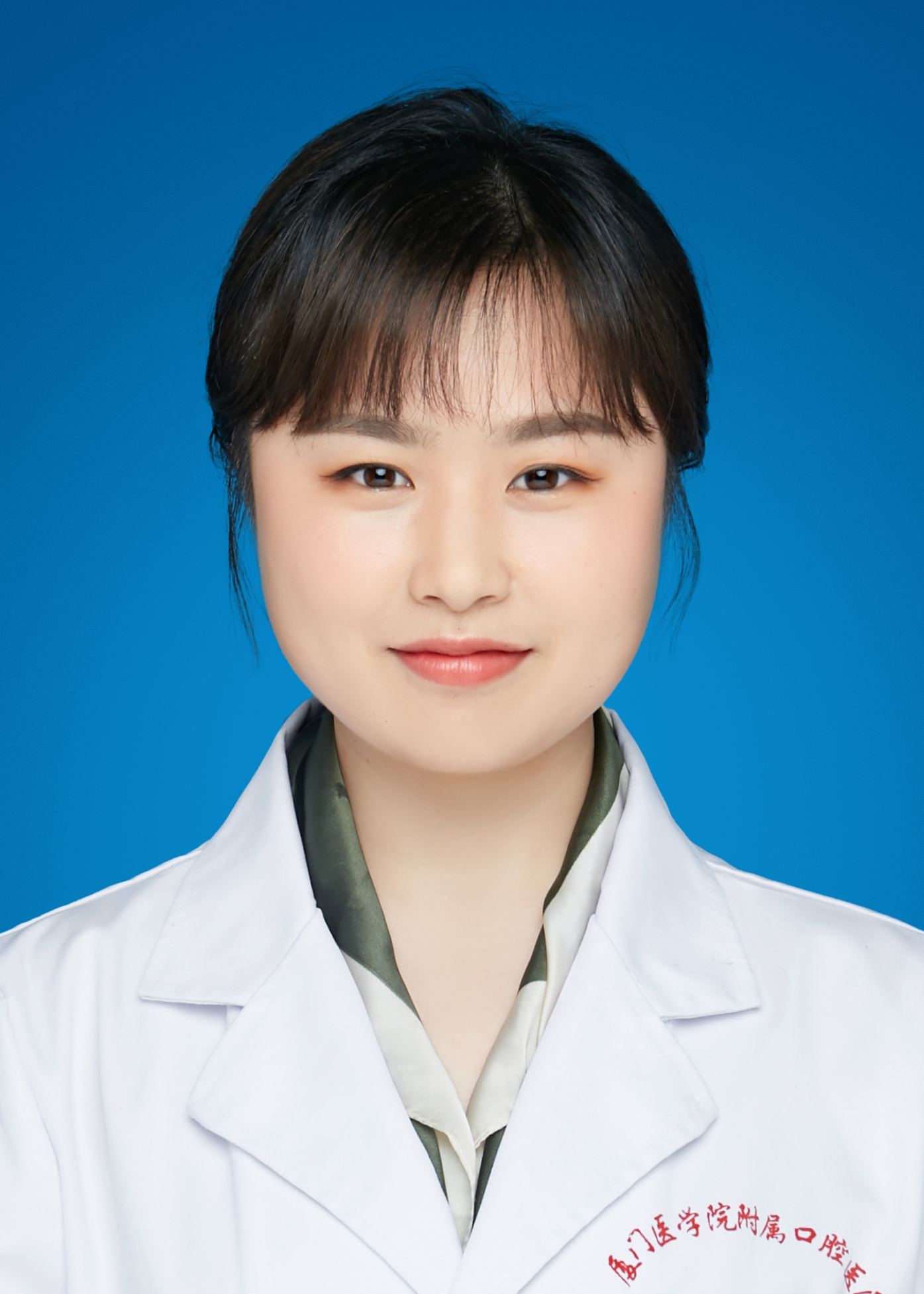 曹婷